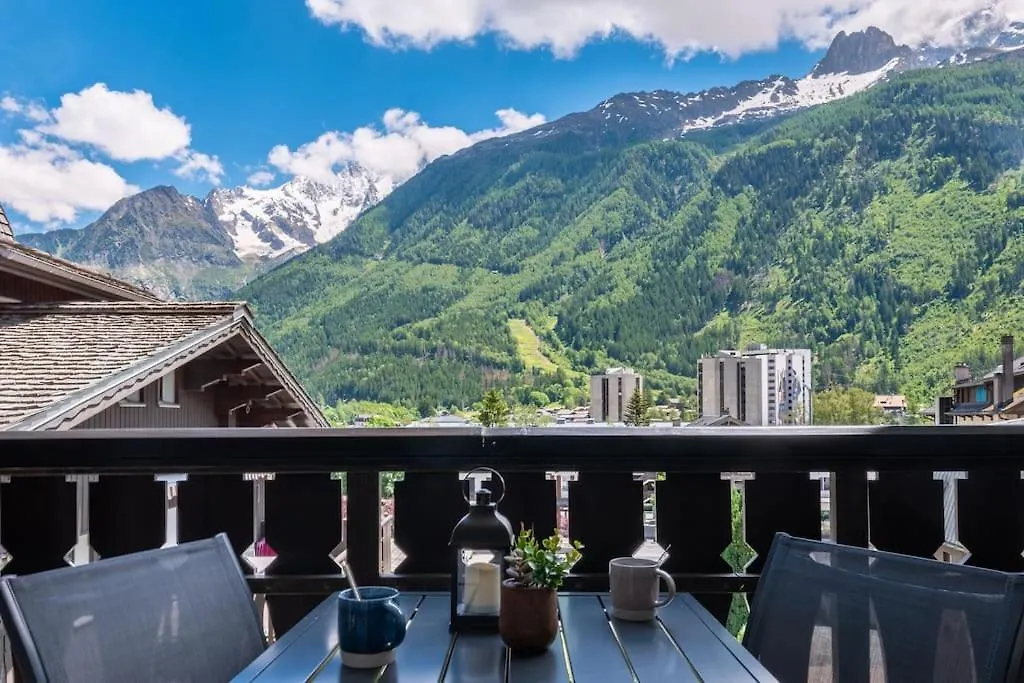 Clos Savoy - New Apartment Close To City Center & Free Parking - By Cozee Rentals location